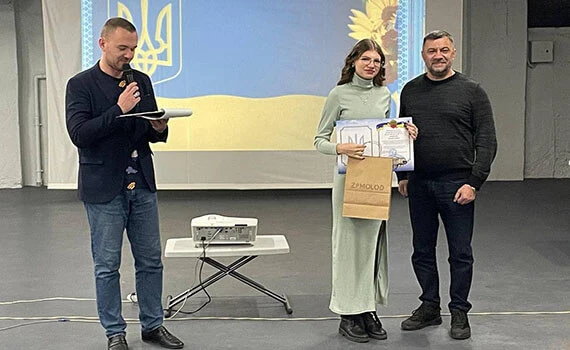 Студентка коледжу Олексюк Ксенія отримала відзнаку від міської влади з нагоди Міжнародного дня студентів